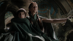 extant_GameOfThrones_1x05-TheWolfAndTheLion_3857
