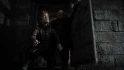 extant_GameOfThrones_1x05-TheWolfAndTheLion_3877