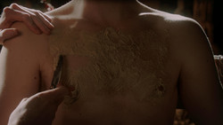 extant_GameOfThrones_1x05-TheWolfAndTheLion_3984
