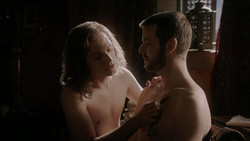 extant_GameOfThrones_1x05-TheWolfAndTheLion_4077