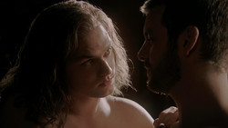 extant_GameOfThrones_1x05-TheWolfAndTheLion_4089