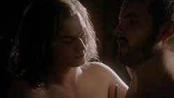 extant_GameOfThrones_1x05-TheWolfAndTheLion_4152
