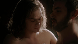extant_GameOfThrones_1x05-TheWolfAndTheLion_4155