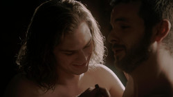 extant_GameOfThrones_1x05-TheWolfAndTheLion_4161
