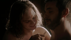 extant_GameOfThrones_1x05-TheWolfAndTheLion_4162