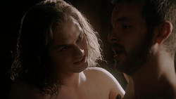 extant_GameOfThrones_1x05-TheWolfAndTheLion_4165
