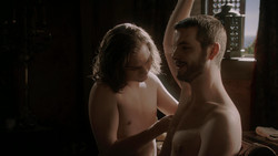 extant_GameOfThrones_1x05-TheWolfAndTheLion_4207