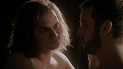 extant_GameOfThrones_1x05-TheWolfAndTheLion_4242
