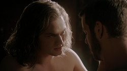 extant_GameOfThrones_1x05-TheWolfAndTheLion_4275