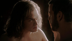 extant_GameOfThrones_1x05-TheWolfAndTheLion_4287
