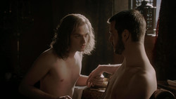extant_GameOfThrones_1x05-TheWolfAndTheLion_4316