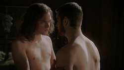 extant_GameOfThrones_1x05-TheWolfAndTheLion_4330
