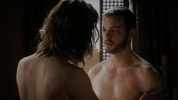 extant_GameOfThrones_1x05-TheWolfAndTheLion_4332