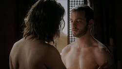 extant_GameOfThrones_1x05-TheWolfAndTheLion_4335