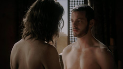 extant_GameOfThrones_1x05-TheWolfAndTheLion_4336