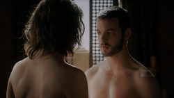 extant_GameOfThrones_1x05-TheWolfAndTheLion_4344