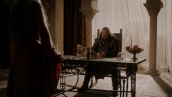 extant_GameOfThrones_1x05-TheWolfAndTheLion_4458