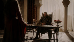 extant_GameOfThrones_1x05-TheWolfAndTheLion_4459