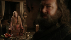 extant_GameOfThrones_1x05-TheWolfAndTheLion_4501