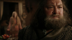 extant_GameOfThrones_1x05-TheWolfAndTheLion_4518