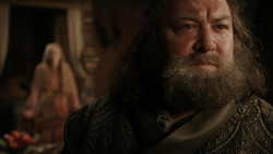 extant_GameOfThrones_1x05-TheWolfAndTheLion_4521