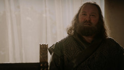 extant_GameOfThrones_1x05-TheWolfAndTheLion_4558