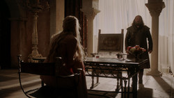 extant_GameOfThrones_1x05-TheWolfAndTheLion_4617