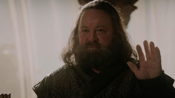 extant_GameOfThrones_1x05-TheWolfAndTheLion_4633