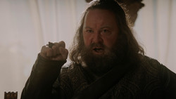 extant_GameOfThrones_1x05-TheWolfAndTheLion_4645