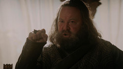 extant_GameOfThrones_1x05-TheWolfAndTheLion_4646