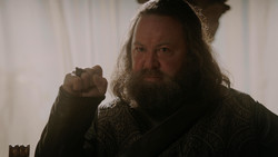 extant_GameOfThrones_1x05-TheWolfAndTheLion_4647