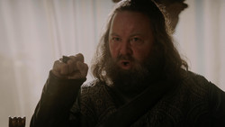 extant_GameOfThrones_1x05-TheWolfAndTheLion_4648