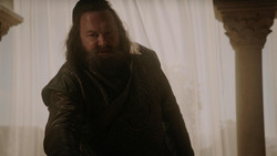 extant_GameOfThrones_1x05-TheWolfAndTheLion_4658