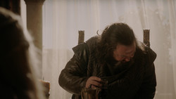 extant_GameOfThrones_1x05-TheWolfAndTheLion_4709