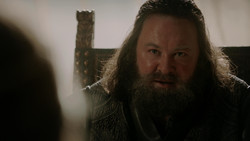 extant_GameOfThrones_1x05-TheWolfAndTheLion_4735