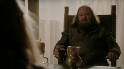 extant_GameOfThrones_1x05-TheWolfAndTheLion_4797