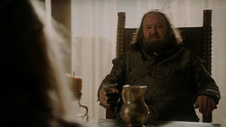 extant_GameOfThrones_1x05-TheWolfAndTheLion_4799