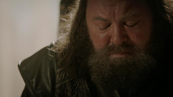 extant_GameOfThrones_1x05-TheWolfAndTheLion_4984