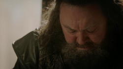 extant_GameOfThrones_1x05-TheWolfAndTheLion_4985