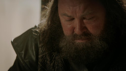 extant_GameOfThrones_1x05-TheWolfAndTheLion_5004