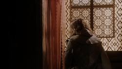 extant_GameOfThrones_1x05-TheWolfAndTheLion_5271