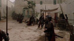 extant_GameOfThrones_1x05-TheWolfAndTheLion_5282