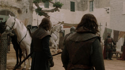 extant_GameOfThrones_1x05-TheWolfAndTheLion_5296