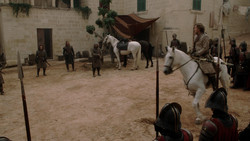 extant_GameOfThrones_1x05-TheWolfAndTheLion_5300