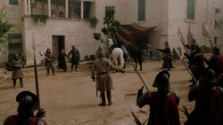 extant_GameOfThrones_1x05-TheWolfAndTheLion_5370