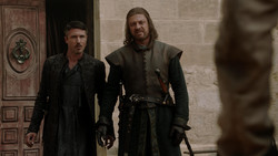 extant_GameOfThrones_1x05-TheWolfAndTheLion_5376