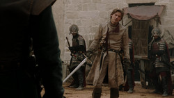 extant_GameOfThrones_1x05-TheWolfAndTheLion_5396