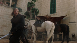 extant_GameOfThrones_1x05-TheWolfAndTheLion_5428