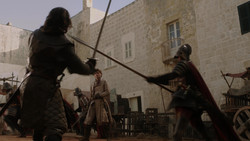 extant_GameOfThrones_1x05-TheWolfAndTheLion_5431