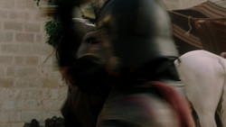 extant_GameOfThrones_1x05-TheWolfAndTheLion_5434